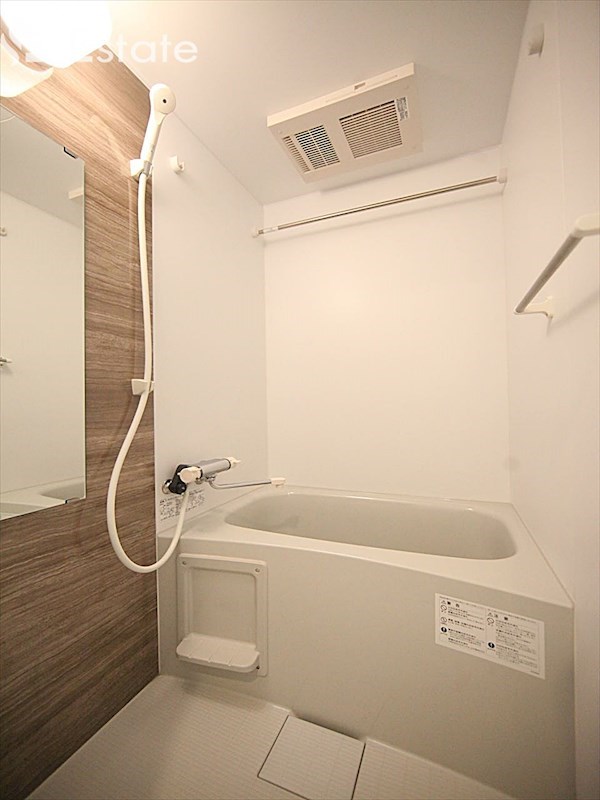 バス・シャワールーム　バスルーム