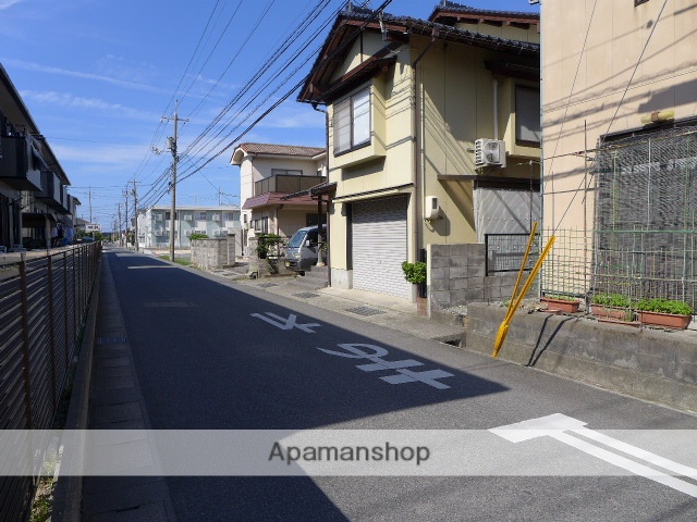 その他　前面道路（その他）まで0m