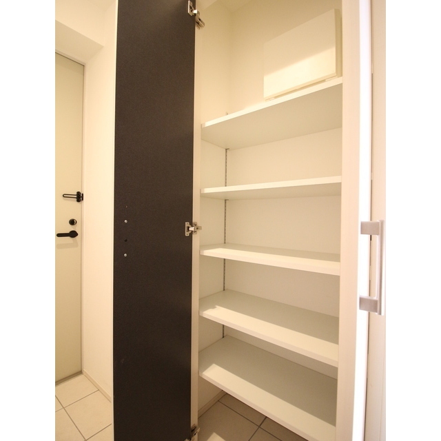 その他設備　シューズボックス