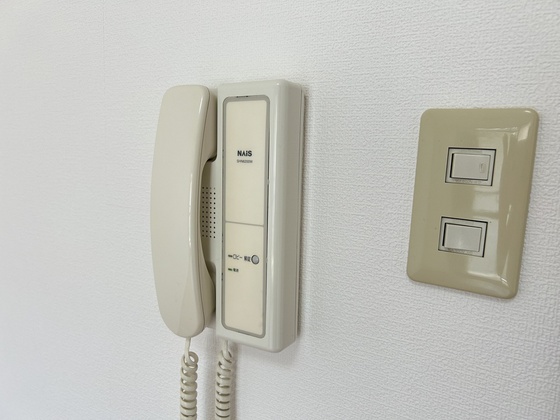 セキュリティ　※別号室の写真になります。