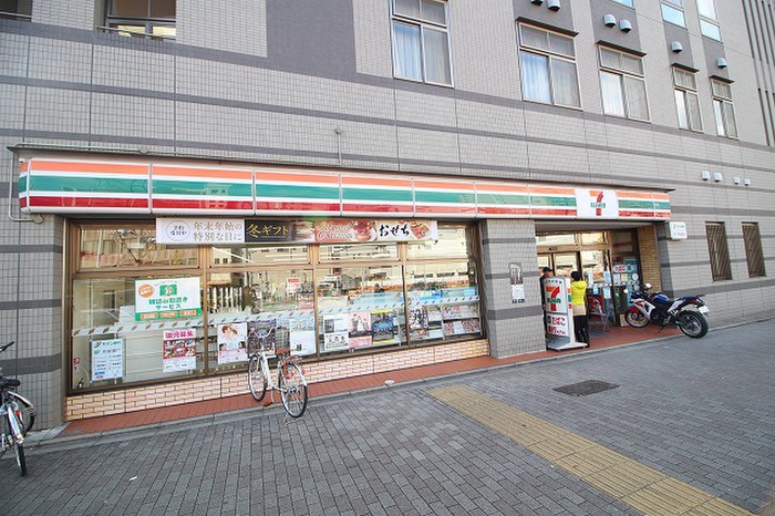 コンビニ　セブンイレブン五条千本店（コンビニ）まで250m