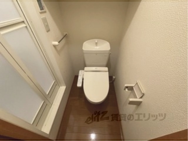 レオパレスフラワリーのトイレ写真