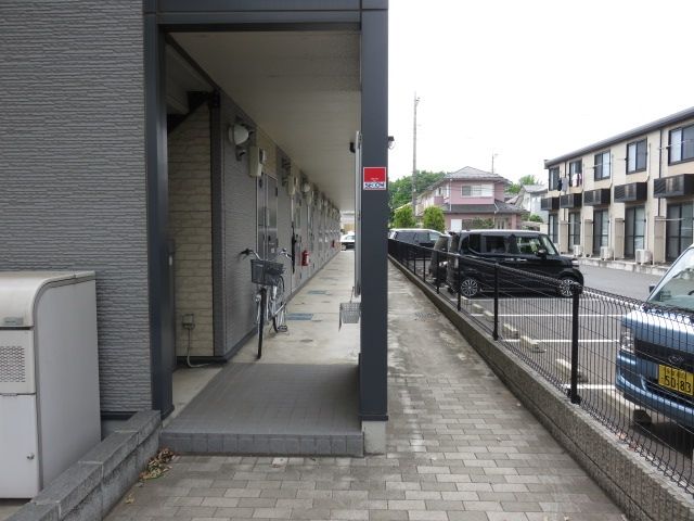 エントランス　エントランス