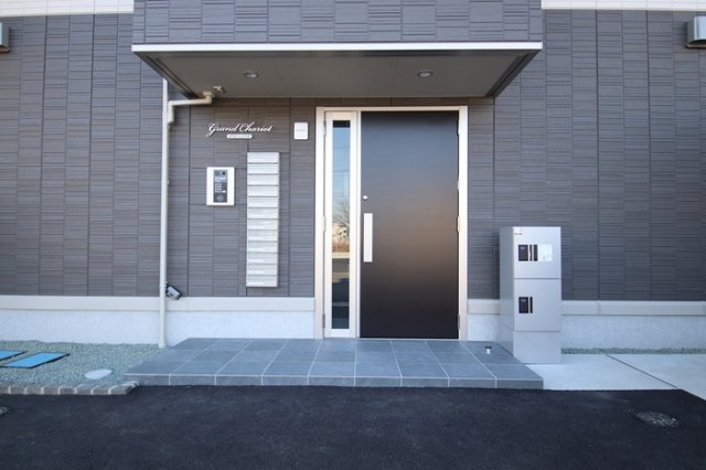 エントランス　オートロック・宅配ボックス