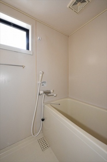 バス・シャワールーム　他号室のお写真です