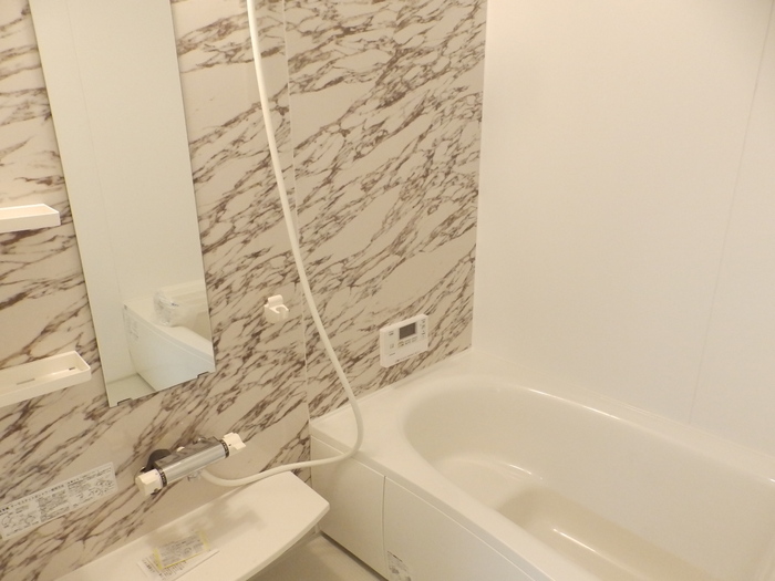 バス・シャワールーム　一坪風呂