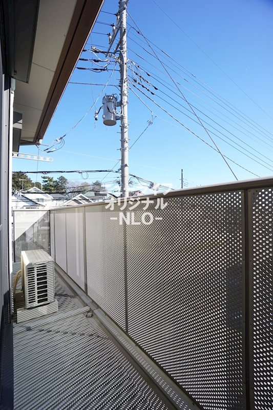 バルコニー　南に面したバルコニー☆お洗濯物も良く乾きます☆
