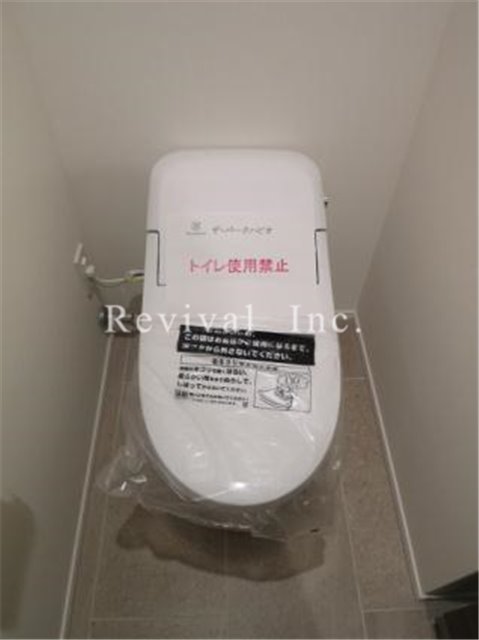 トイレ　タンクレストイレ仕様