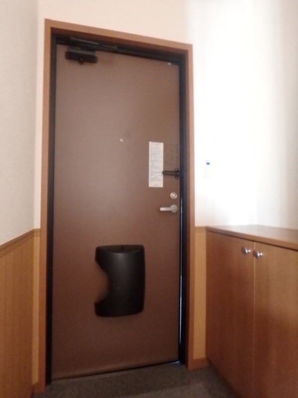 玄関　図面と現状に相違がある場合には現状を優先