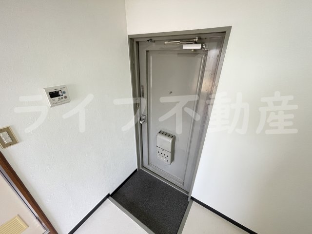玄関　シンプルで使いやすい玄関です