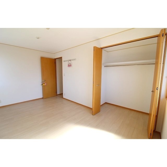 収納　洋室収納