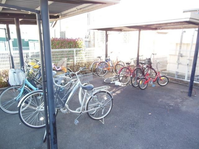 その他共有部分　★屋根付駐輪場です★