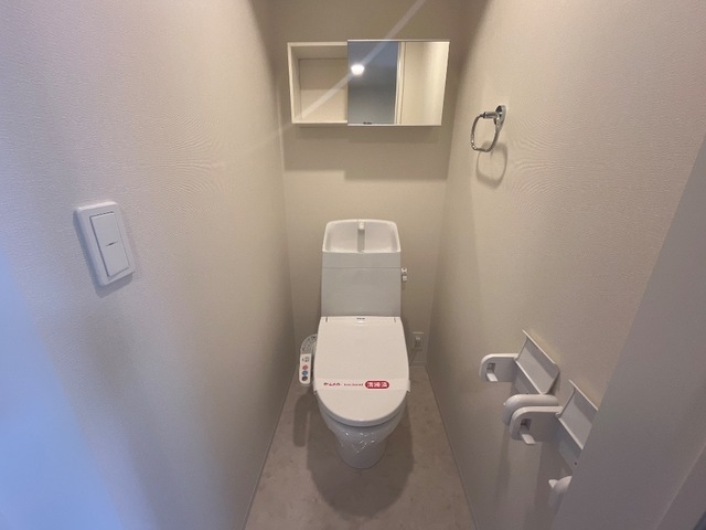 トイレ　シャワー付トイレ