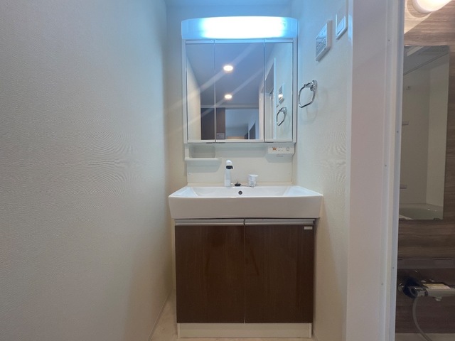 洗面設備　洗髪洗面化粧台