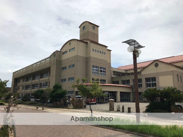 小学校　東小学校（小学校）まで341m