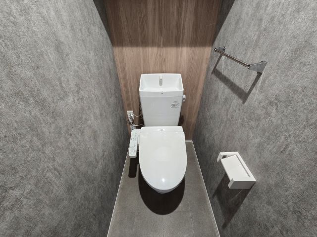 トイレ　202号室の写真を掲載しております