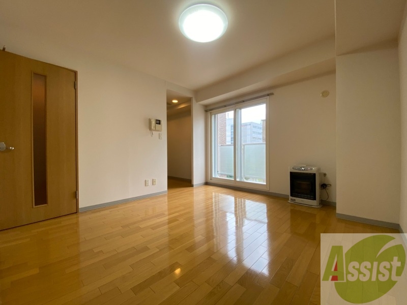 居室・リビング　広くてキレイなＬＤＫが広がっていて、充実した生活が送れそう。