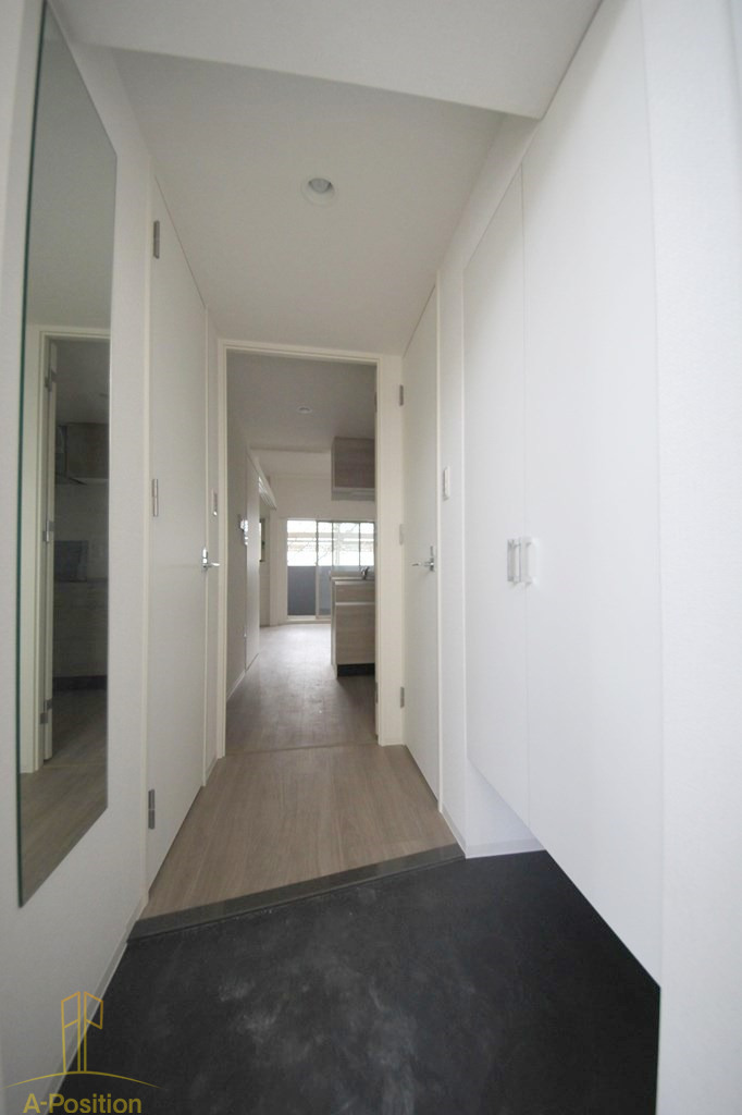 玄関　セレニテ福島プリエ