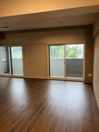 居室・リビング　掲載写真は同マンション別部屋参考写真となります。