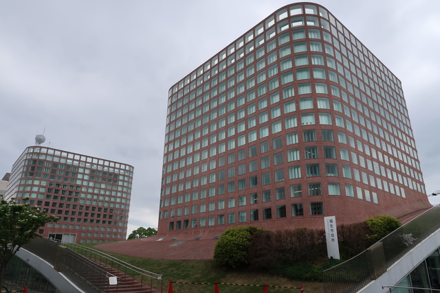 役所　福生市役所（役所）まで350m