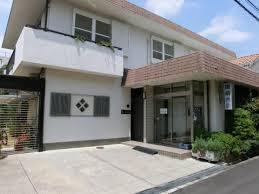 病院　岡崎内科（病院）まで359m