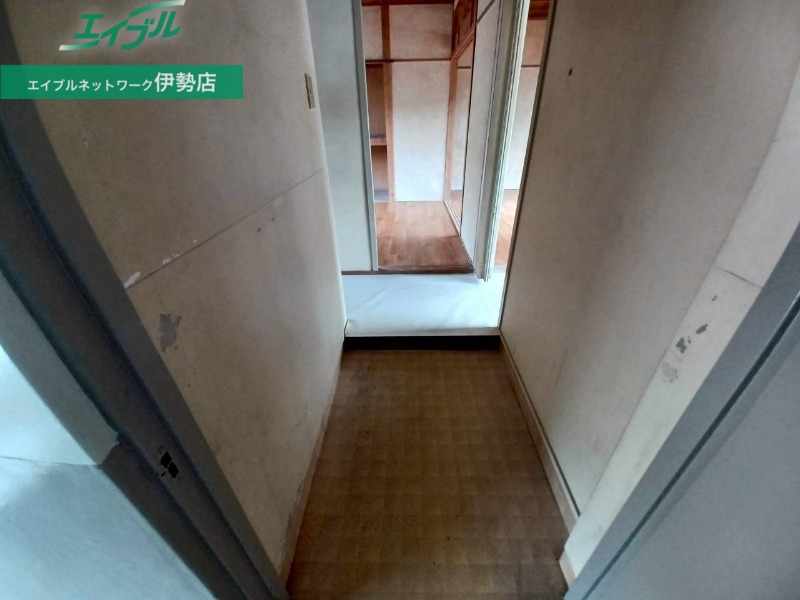 玄関　同物件別室画像