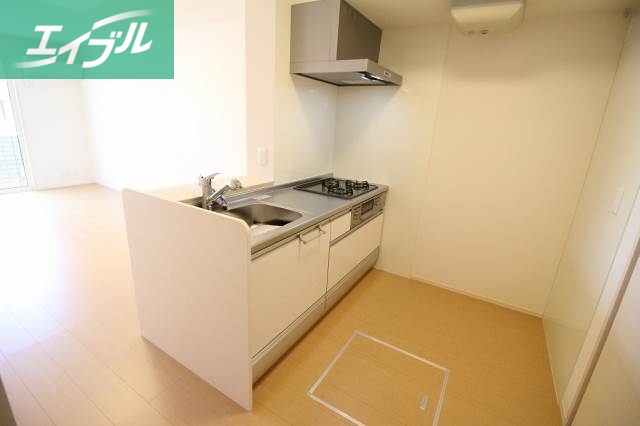 キッチン　明るいキッチン