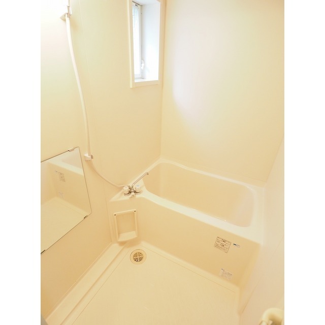 バス・シャワールーム　他号室写真参照