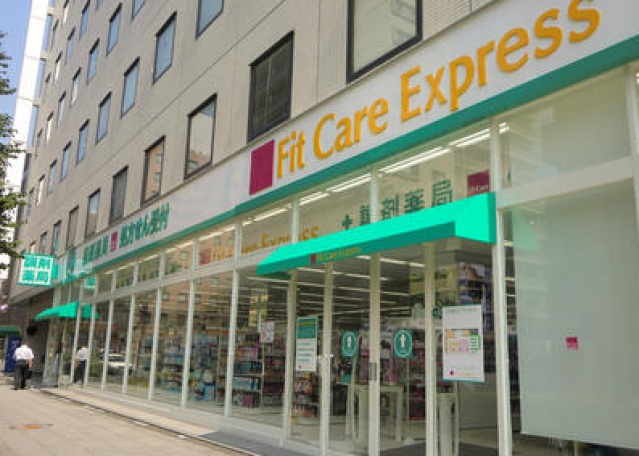 コンビニ　セブンイレブン野村不動産新横浜ビル店（コンビニ）まで426m