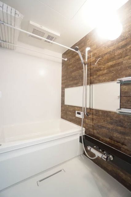 バス・シャワールーム