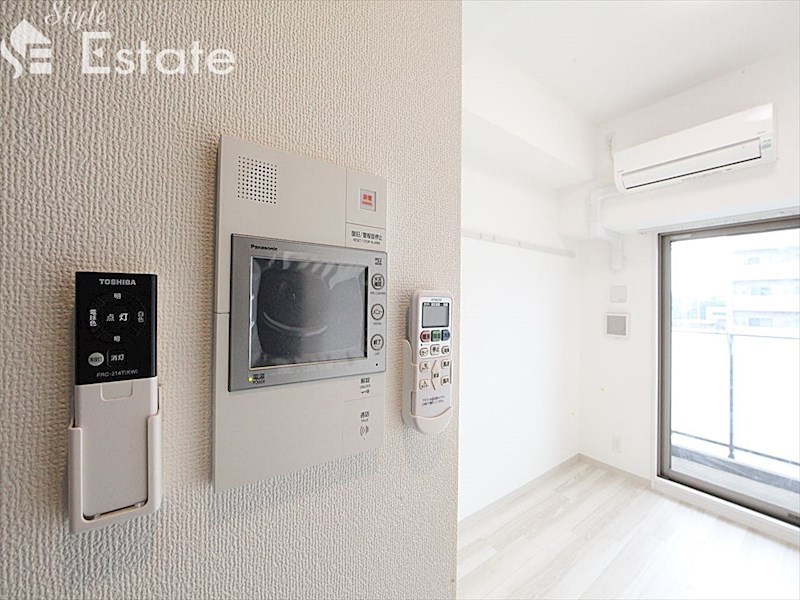 セキュリティ　モニター付きインターホン