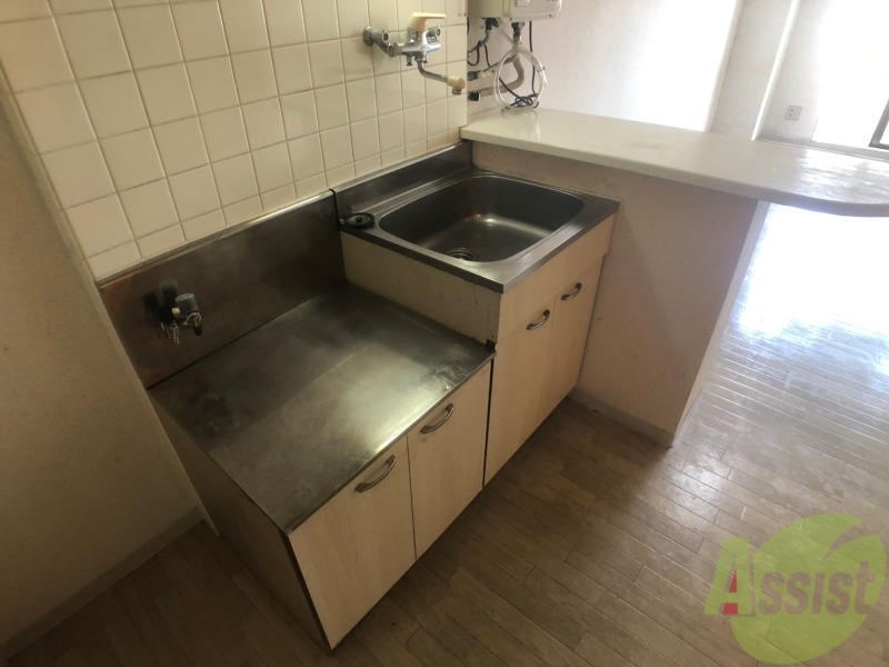 キッチン　キッチンはスペースも広々していて使いやすそうですよ！