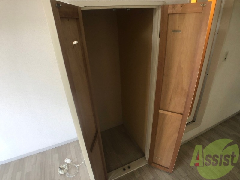 収納　こちらは収納です。物をしまう事ができますね！