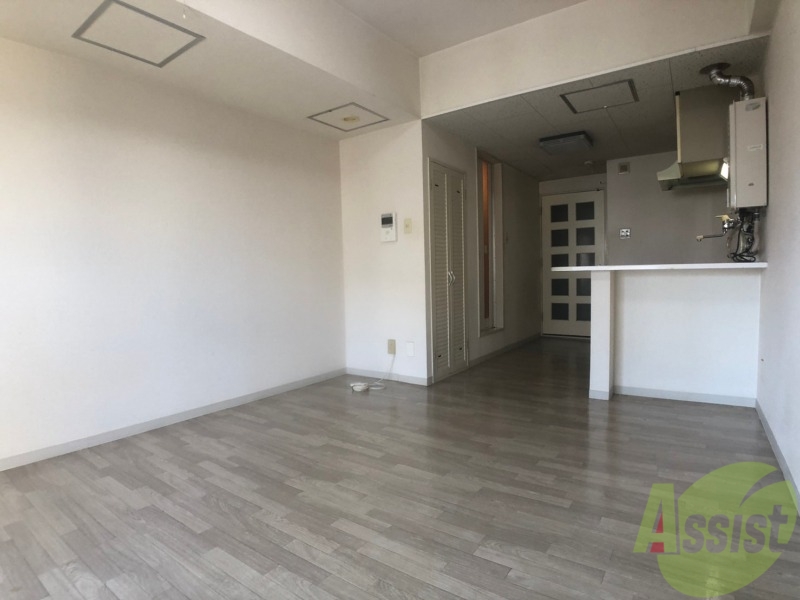 居室・リビング　広くてキレイなお部屋が広がっていて、充実した生活が送れそう。