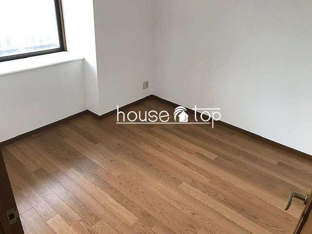 その他部屋・スペース　7帖の洋室は寝室には最適ですよ！