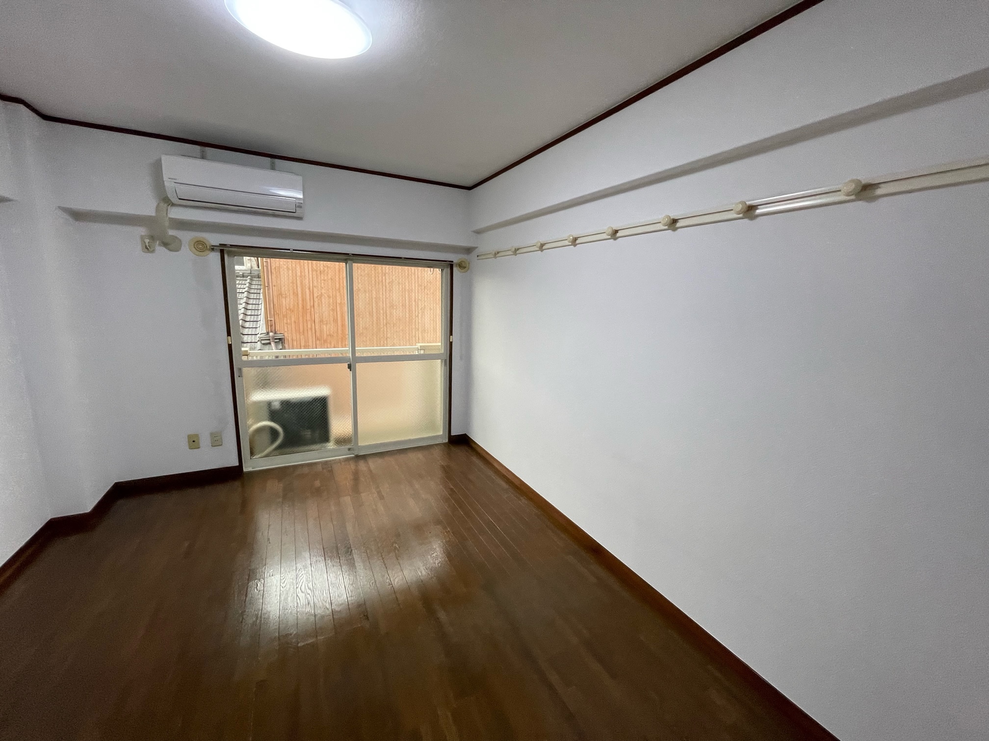 居室・リビング　※照明は設備ではありません。