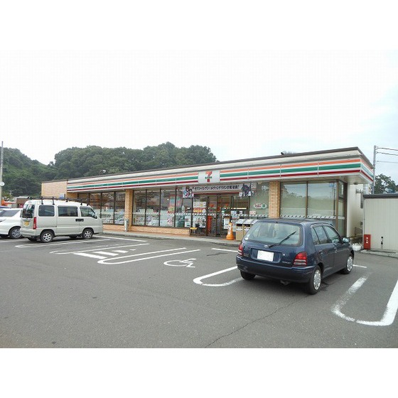 郵便局　泉七北田郵便局（郵便局）まで461m