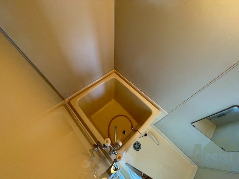 バス・シャワールーム　お風呂になります。一日の疲れを癒してくださいね。