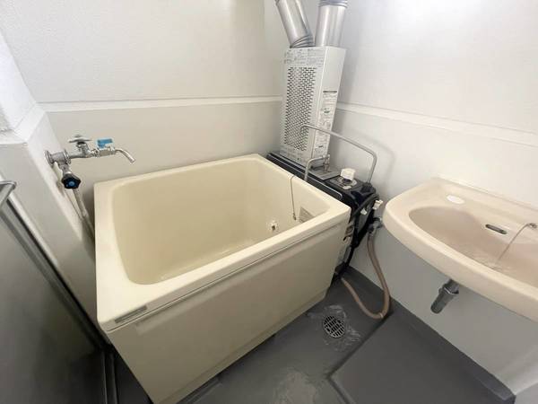 バス・シャワールーム　ビレッジハウスの同一物件・同一タイプの間取りの写真です