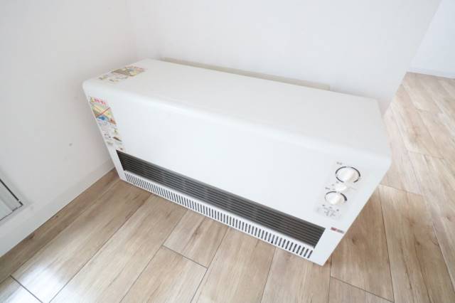 その他設備　暖房付きで冬も暖か♪