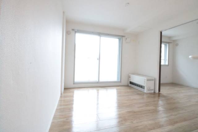 居室・リビング　広々リビング♪