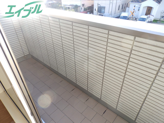 バルコニー　左右反転同型別部屋参考写真