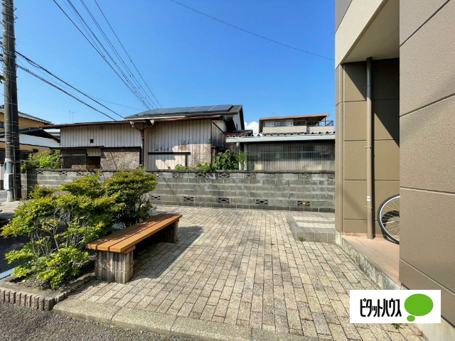 ロビー　外観写真（昼）