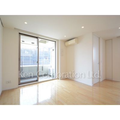 居室・リビング　同タイプ9階のお部屋を撮影。仕様が異なることがあります。