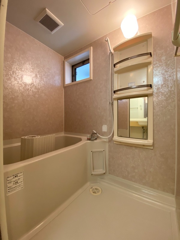 バス・シャワールーム　図面と現状に相違がある場合には現状を優先