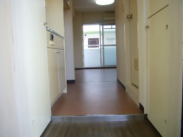 居室・リビング　他号室、写真参照