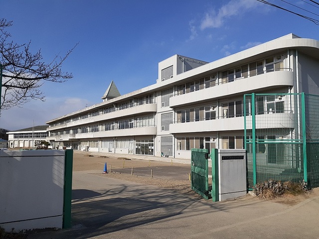 小学校　大和町立小野小学校（小学校）まで750m