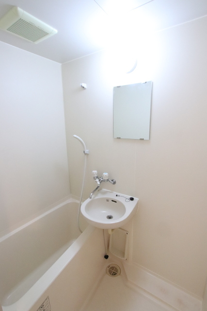 バス・シャワールーム　※同間取※別部屋参考写真です