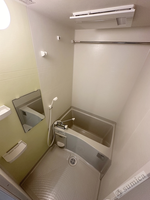 バス・シャワールーム　浴室暖房乾燥機付き