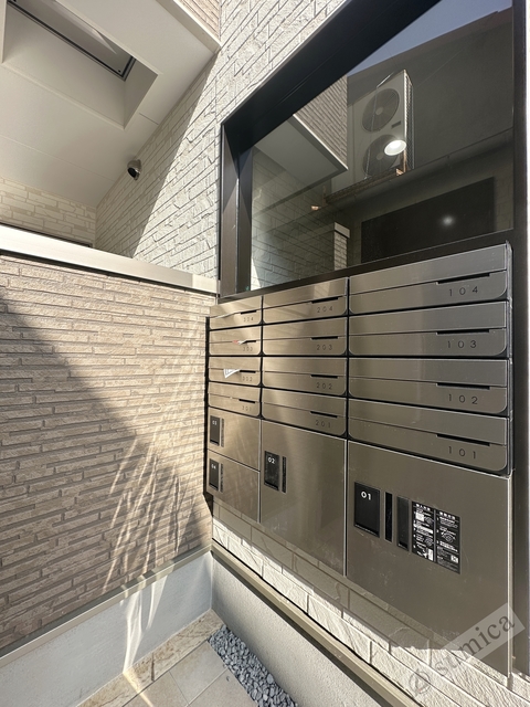 エントランス　便利な宅配ボックス完備♪♪